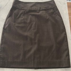 Banana republic- brown suit skirt